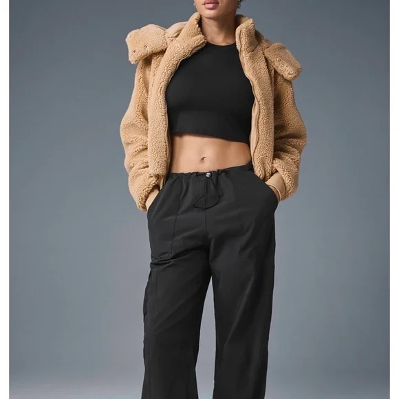 ALO Yoga Tan Teddy Jacket - Picture 3 of 7